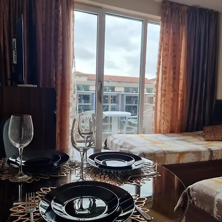 Apartament Deluxe Admiral Plaza