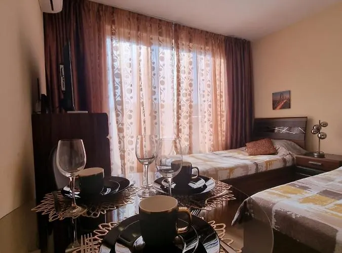 Deluxe Admiral Plaza * Słoneczny Brzeg