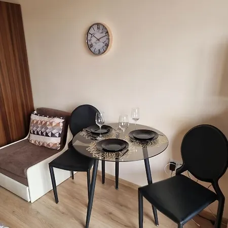 Deluxe Admiral Plaza * Σάνι Μπιτς